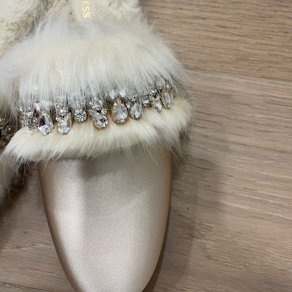 Express Metallic Slippers with Fur and Embellishments - Picture 8 of 8